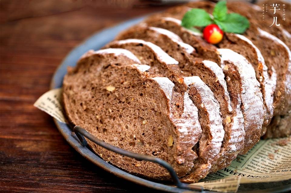 简单2步,教你做无油无糖的乡村黑麦面包,营养美味,好吃不长肉_手机