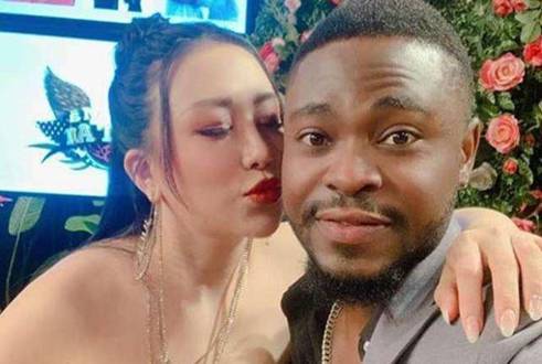 清华美妞王丽红太传奇,24年前执意嫁非洲男友,如今现状令人赞叹