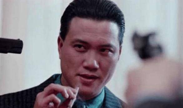 最适合演"黑社会老大"的5位明星,周润发垫底,第1至今难超越