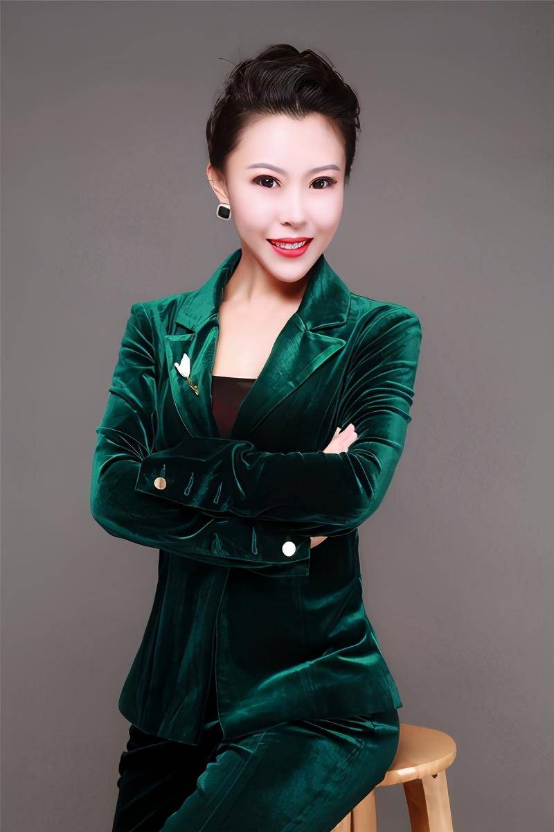 姜鑫鑫(中央电视台主持人)叶美毅(央视栏目主持人)于 新(原中央电视台