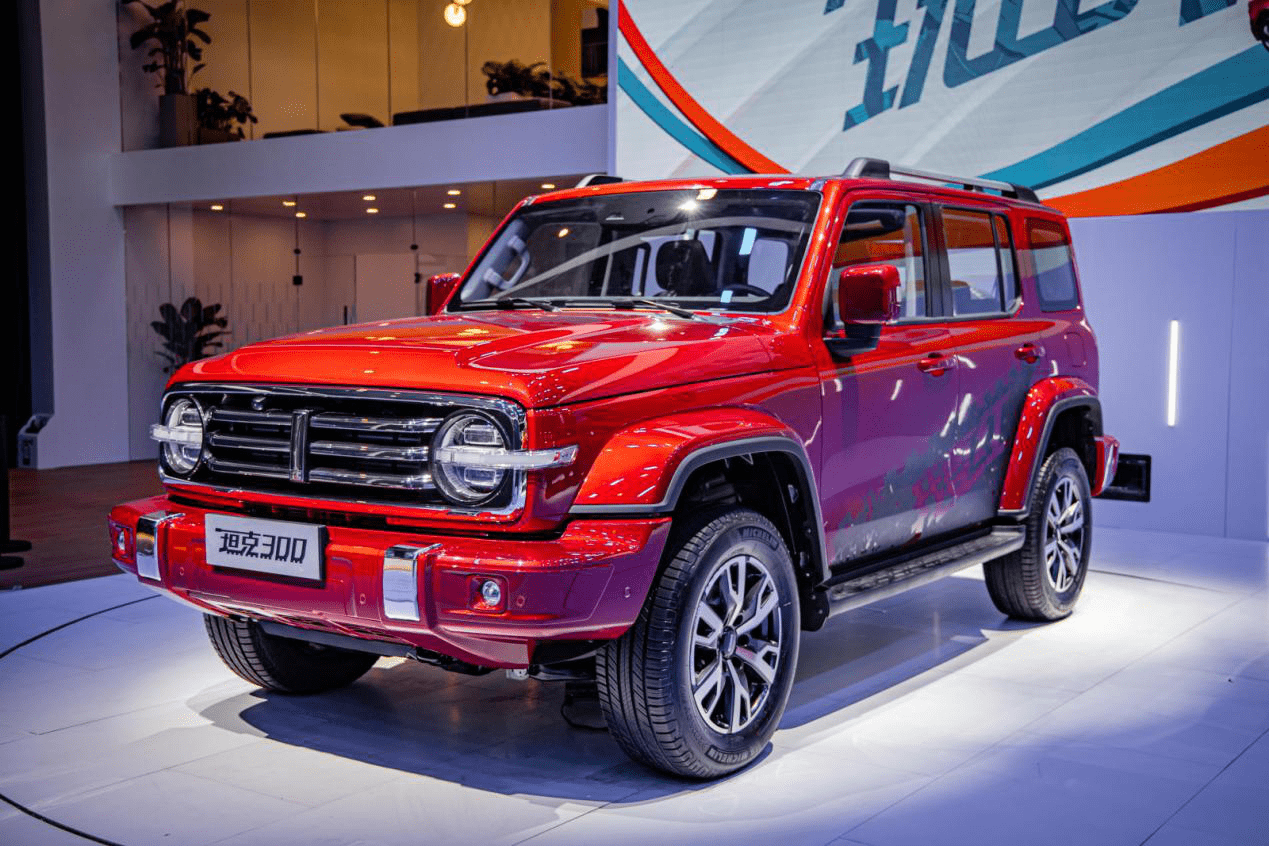 wey坦克300引领自主越野冲高之路北京车展组委会实赞