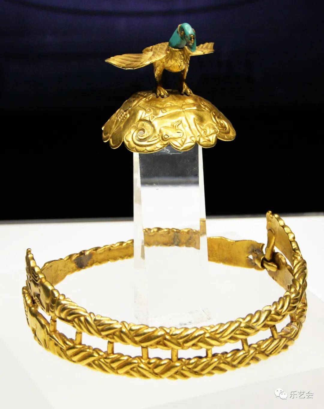 匈奴鹰顶金冠与其他:孟和套格套分享阿鲁柴登匈奴黄金文物上篇