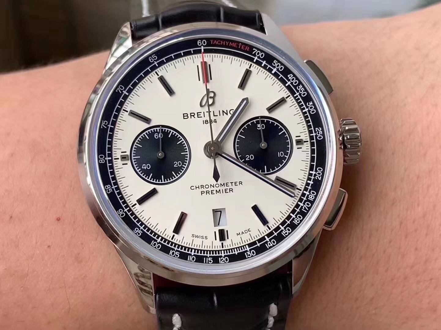 大c论表:不黑不吹,gf百年灵璞雅b01计时腕表优缺点_手机搜狐网