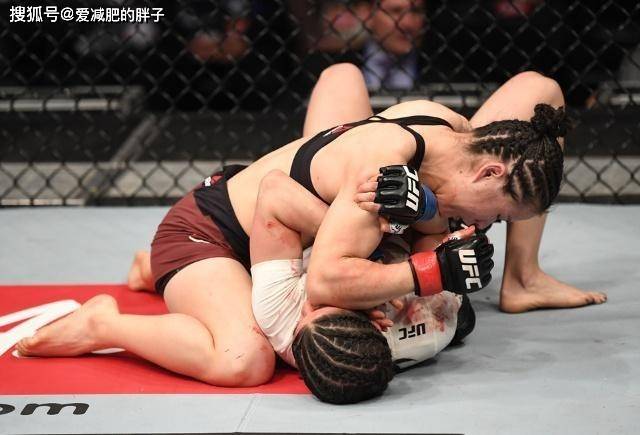 张伟丽实力有多强?一回合ko对手,被称为中国的隆达罗西!