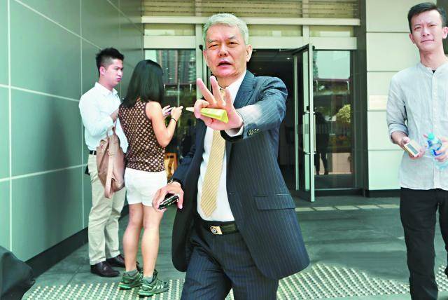 10月15号,香港艺人吴志雄在社交网上晒出一段于"志雄厨房"聚餐的视频