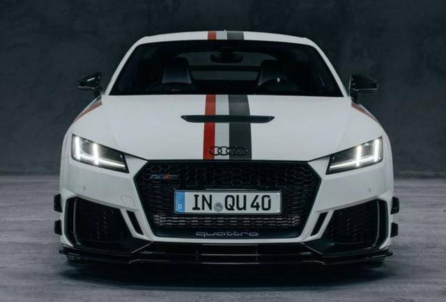 外观细节更加战斗 奥迪tt rs 40周年限量版