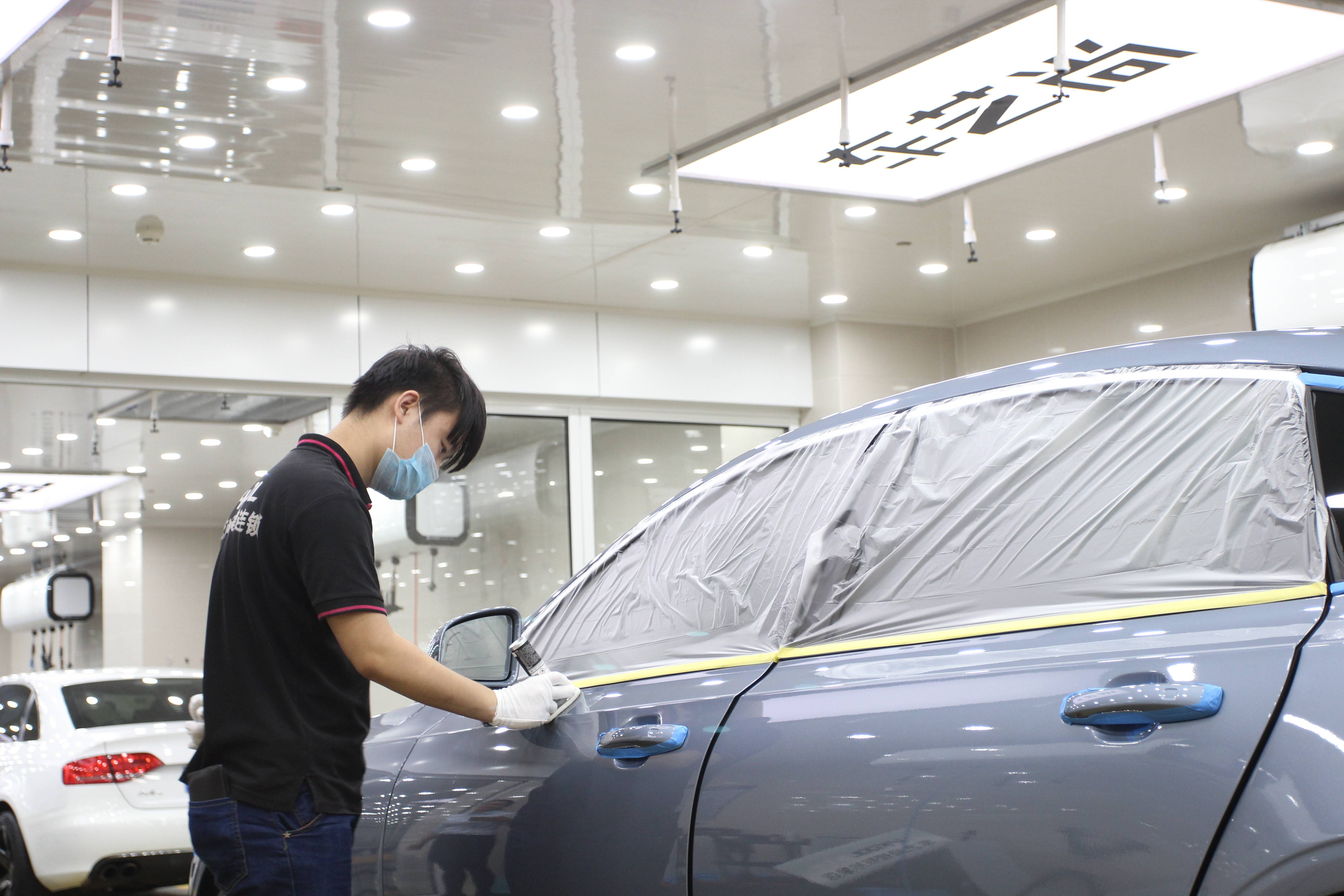 漆面美容产品选哪个打蜡封釉镀膜镀晶还是隐形车衣