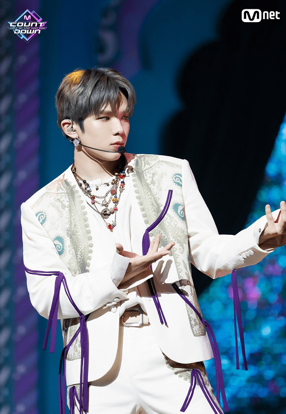 shotaro的个人直拍才出来短短四天就破百万,这对刚出道不久的新人来说