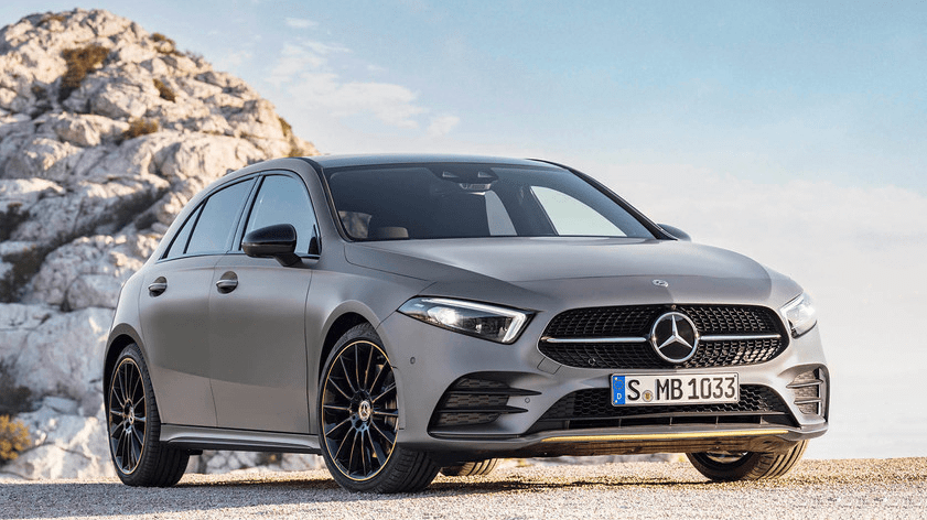 奔驰a级奥迪q2l哪款车标更值钱15万起售诱惑力十足