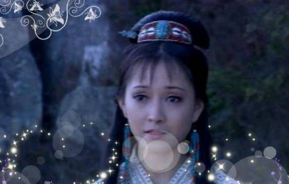 而扮演甘十九妹的则是内地女演员杨潞,那段时间两人的绯闻也是满天飞