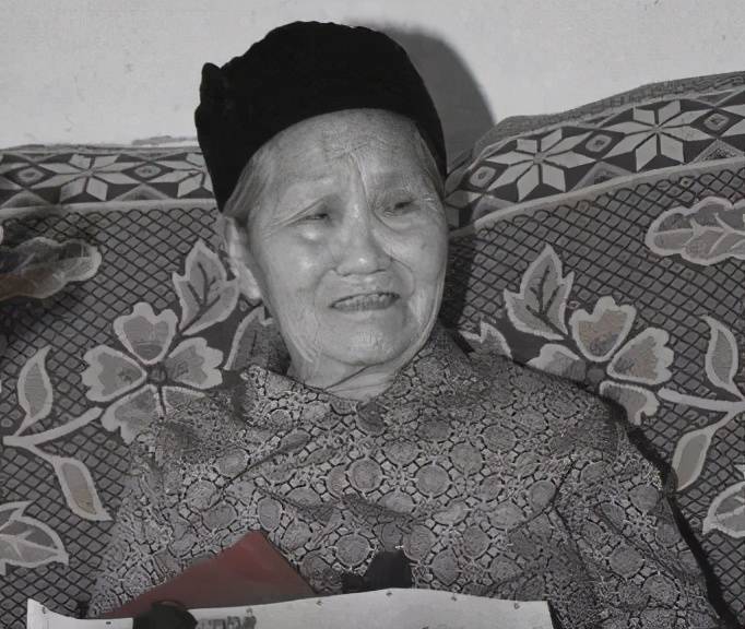 "湖南第一寿星"离世,但80岁还能当保姆,活到127岁