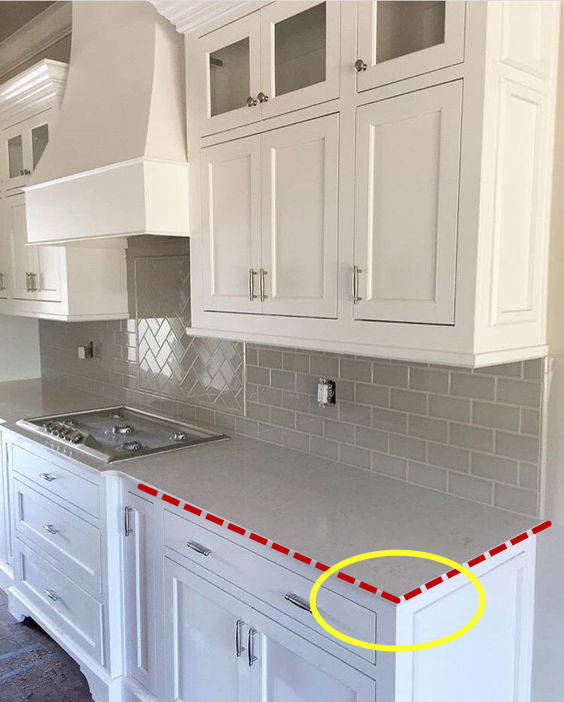 没见过哪家把厨房台面两边做成弧形,木工考虑周到,值得加500块!