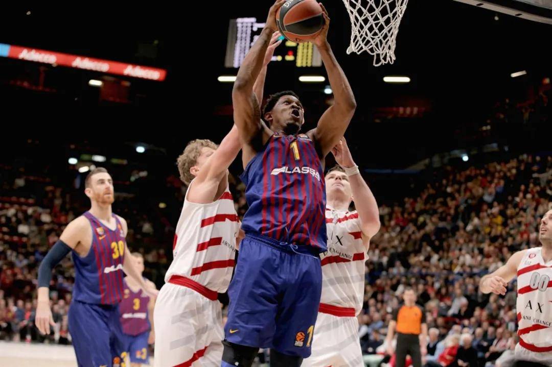 乔治同届前锋!他曾是易建联头号死敌_凯文-塞拉芬