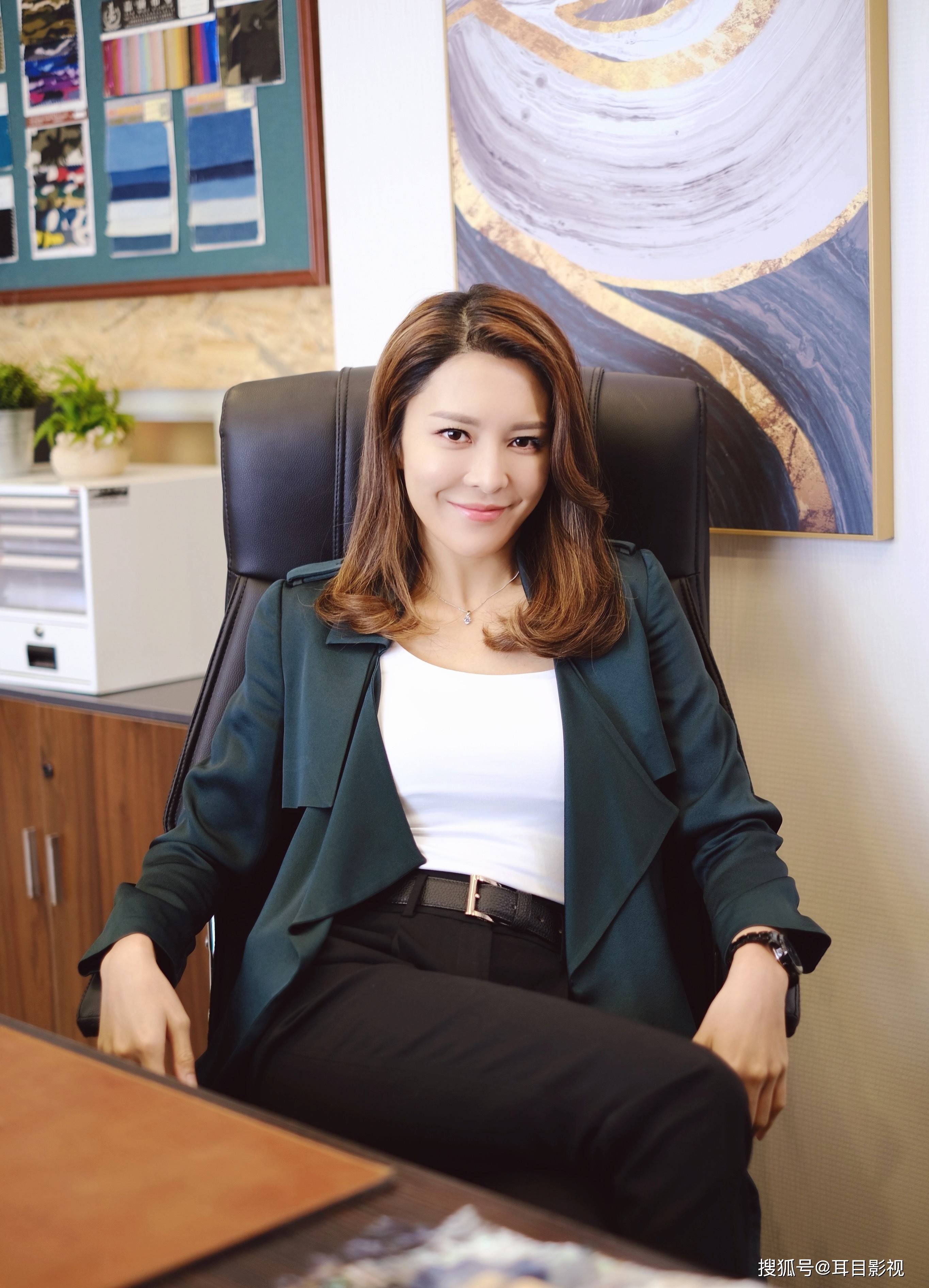 原创港剧木棘证人播出6集剧情依旧老套但是却获得81评分