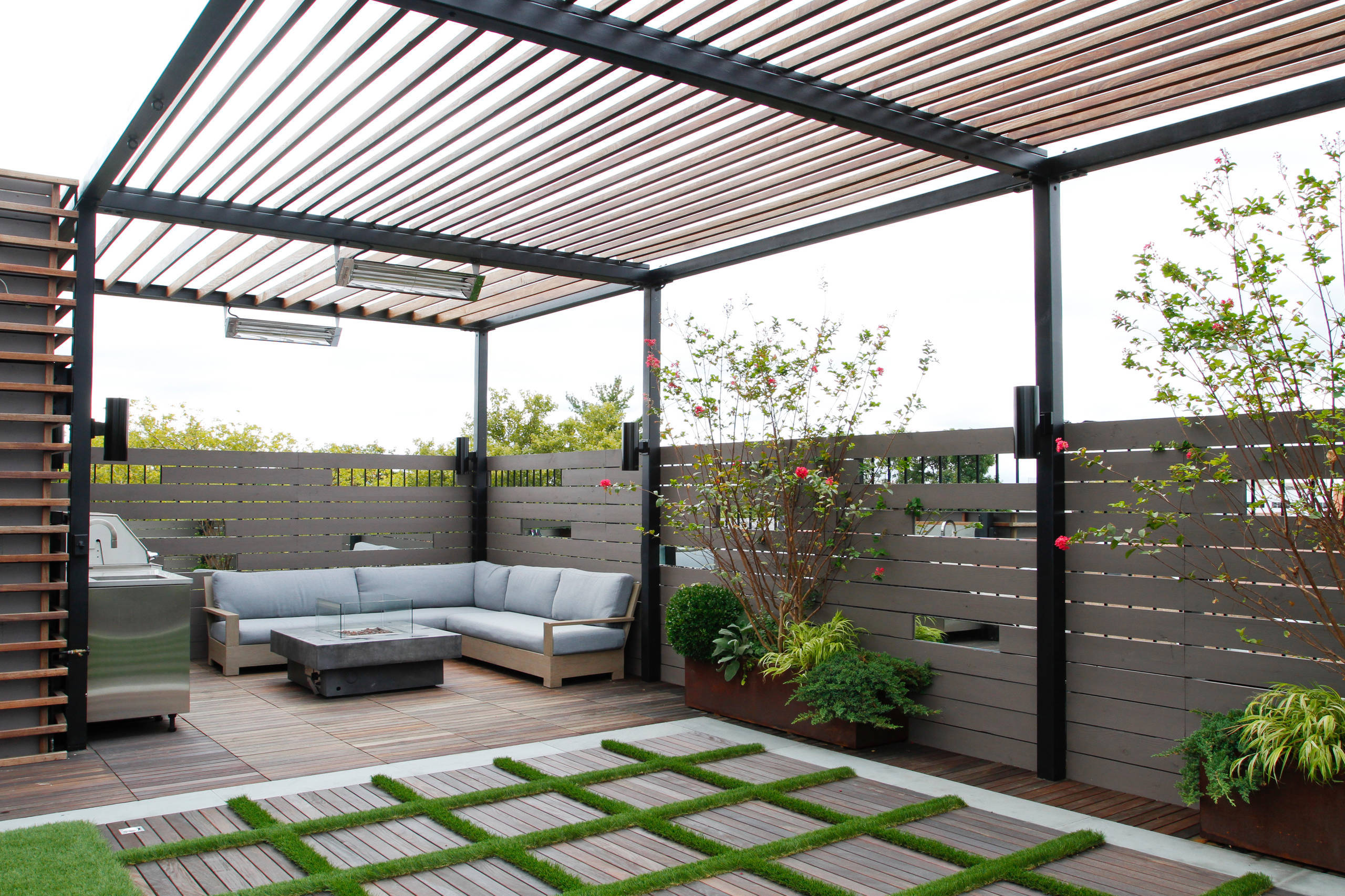 玩转露台:12个花园露台设计,宅在家就能感受户外的美