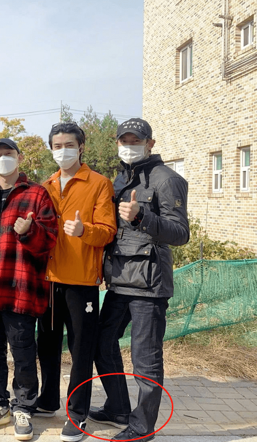 金钟大摸头照来了!