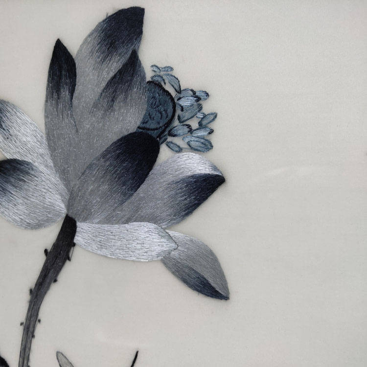 荷花 蜻蜓 和和美美品绣者手工刺绣湘绣