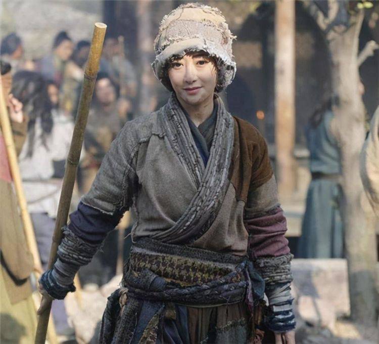 "职业乞丐"宋天福:把乞讨当成事业,现身家千万娶1米7漂亮妻子