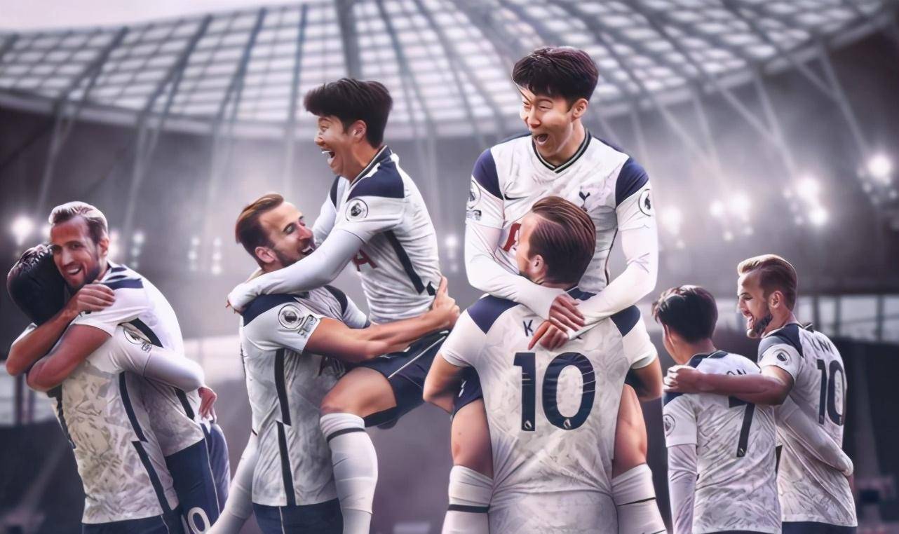 原创热刺都是低头党?热刺球员赛后集体玩手机,穆帅无奈摊手发推吐槽