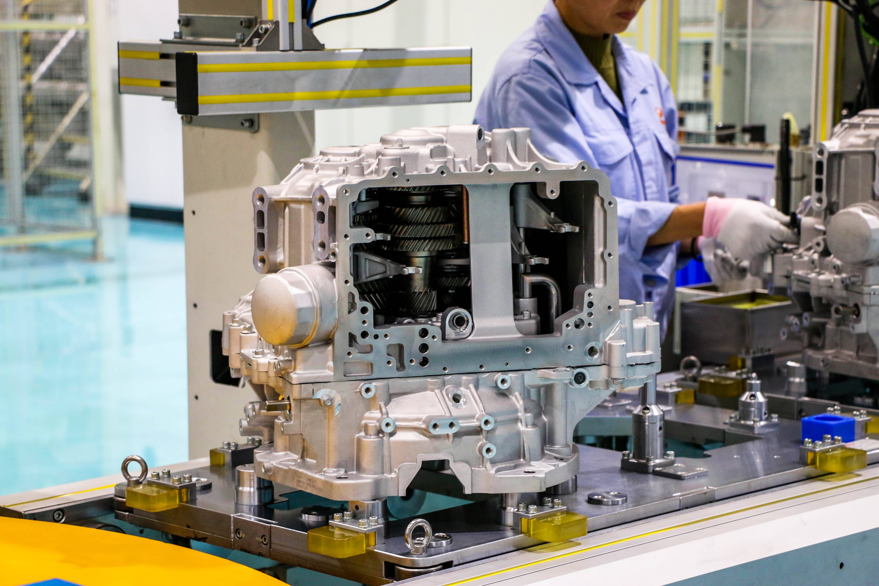 探秘青山工业 捷途x90诠释自主变速箱实力_重庆