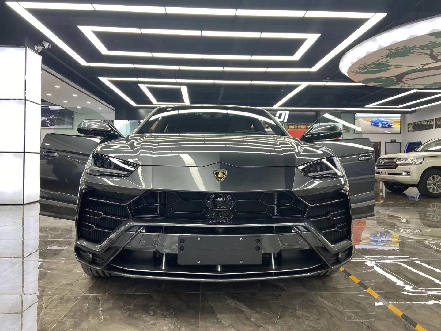 2020款兰博基尼urus优惠天津港现车折扣多