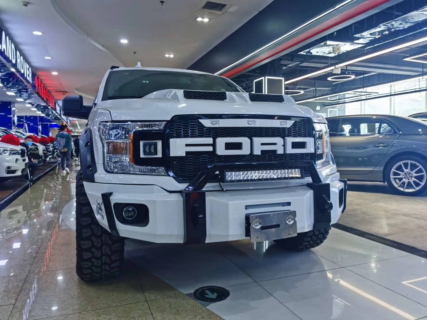 2020款福特猛禽f150顶级皮卡座驾巨惠畅销