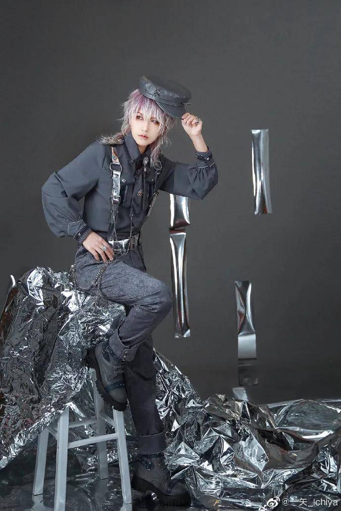 军装风lolita气势十足帅气又很有迷人的魅力