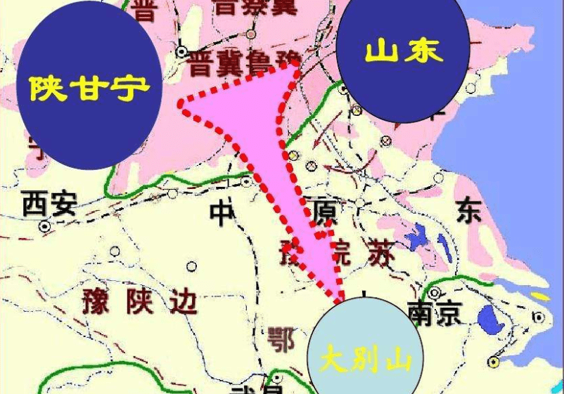 1947年3月,蒋介石调集重兵集结于西北和山东战场,对于陕北来说,形势