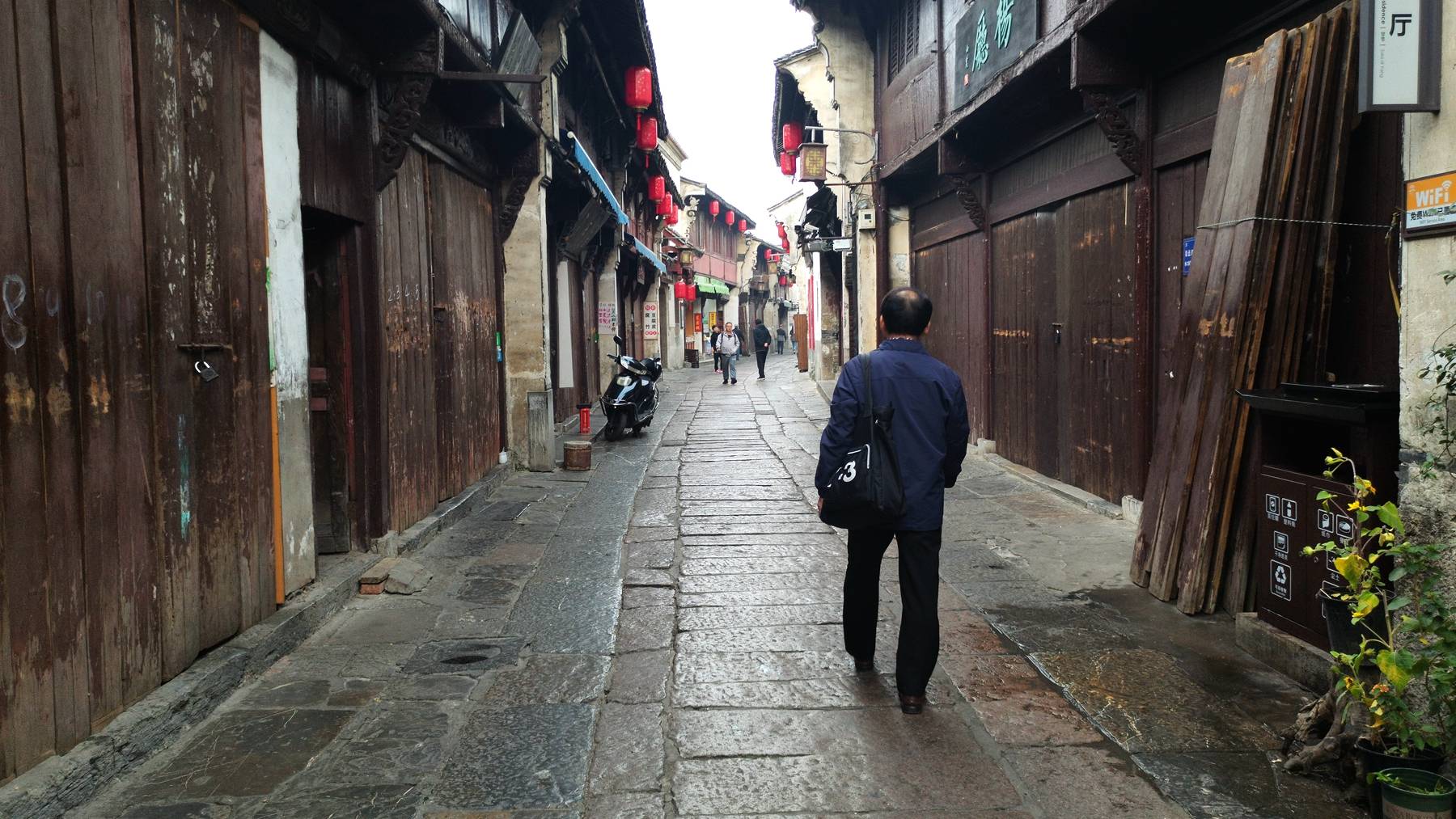 这两天我在南京旅行,机缘巧合地遇见了高淳老街,这条被誉为"金陵第一