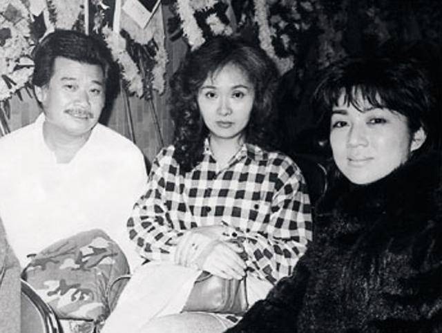 75岁艺人雪妮宣布息影,有始有终为TVB宣传,获全场热烈掌声致意_粤语片