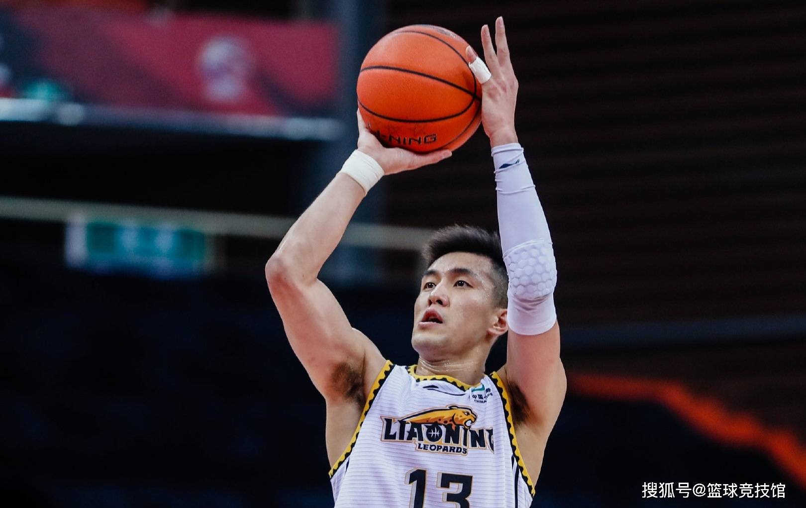 辽篮较上赛季多方面加强,网友:不知道范子铭后悔了没有?
