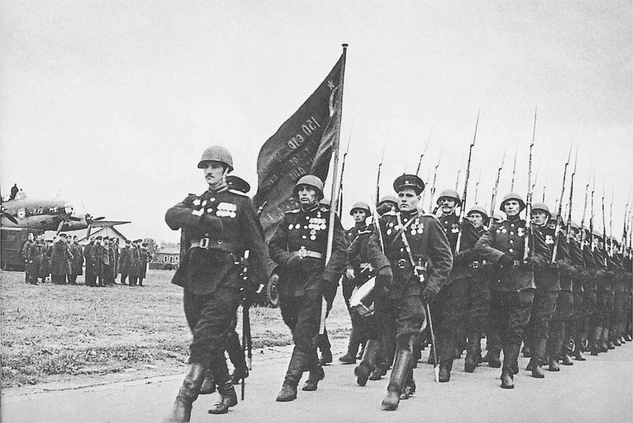 1945年胜利日阅兵图片
