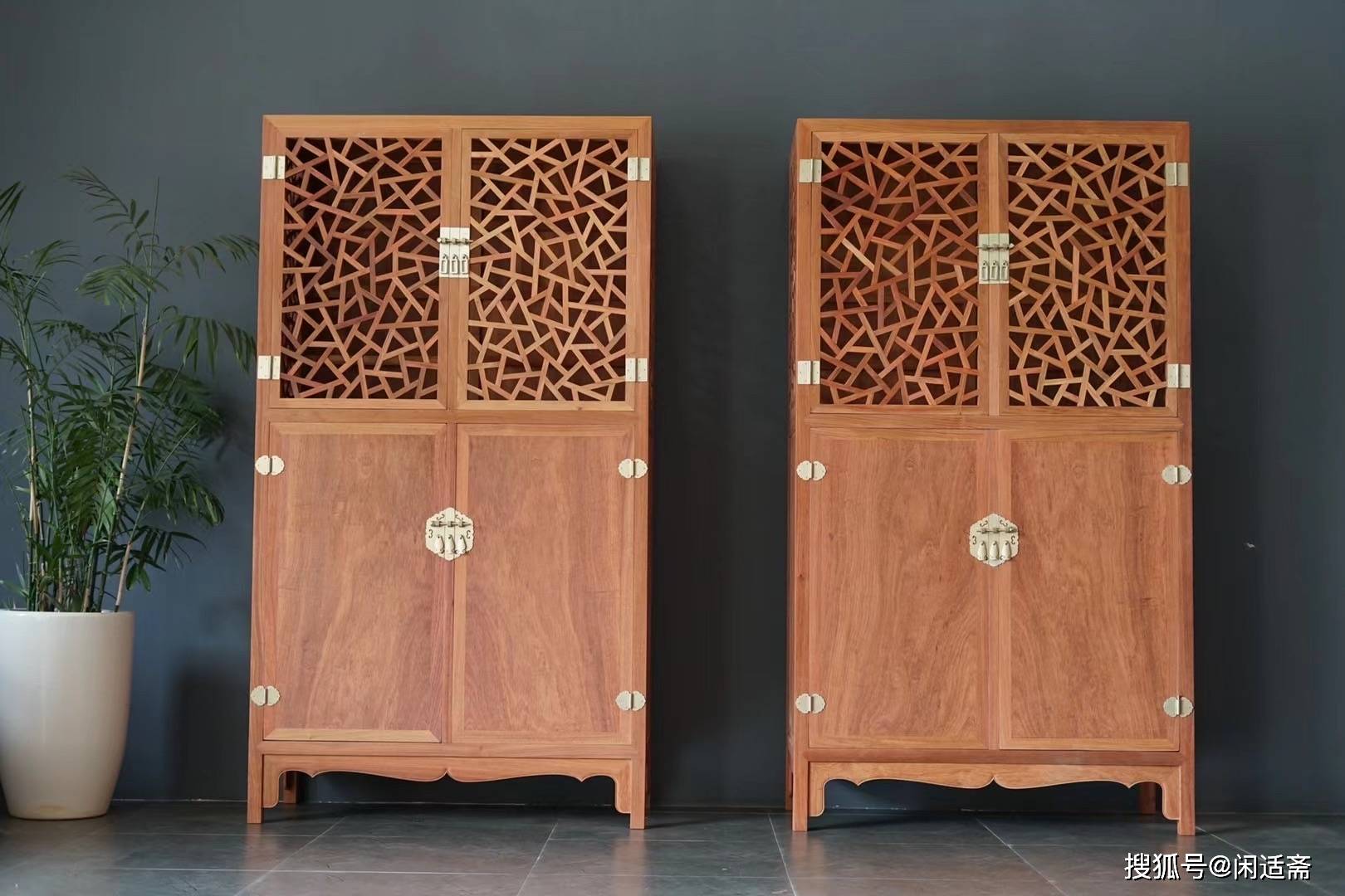 由陶瓷纹理演变的装饰性家具纹样冰裂纹书柜