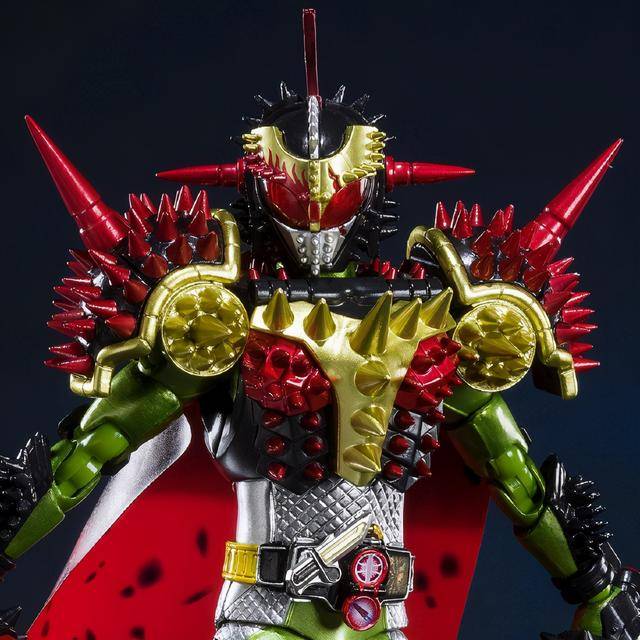 假面骑士铠武bravo榴莲王装甲shf来袭窗花披风很帅气