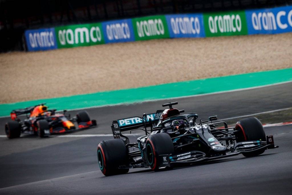 f1传奇车队之一的梅赛德斯车队,为什么能连续多年夺冠?