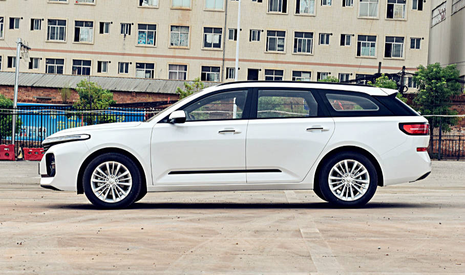 打工人的旅行车,7万元的新宝骏rc-5w,圆你旅行车梦想