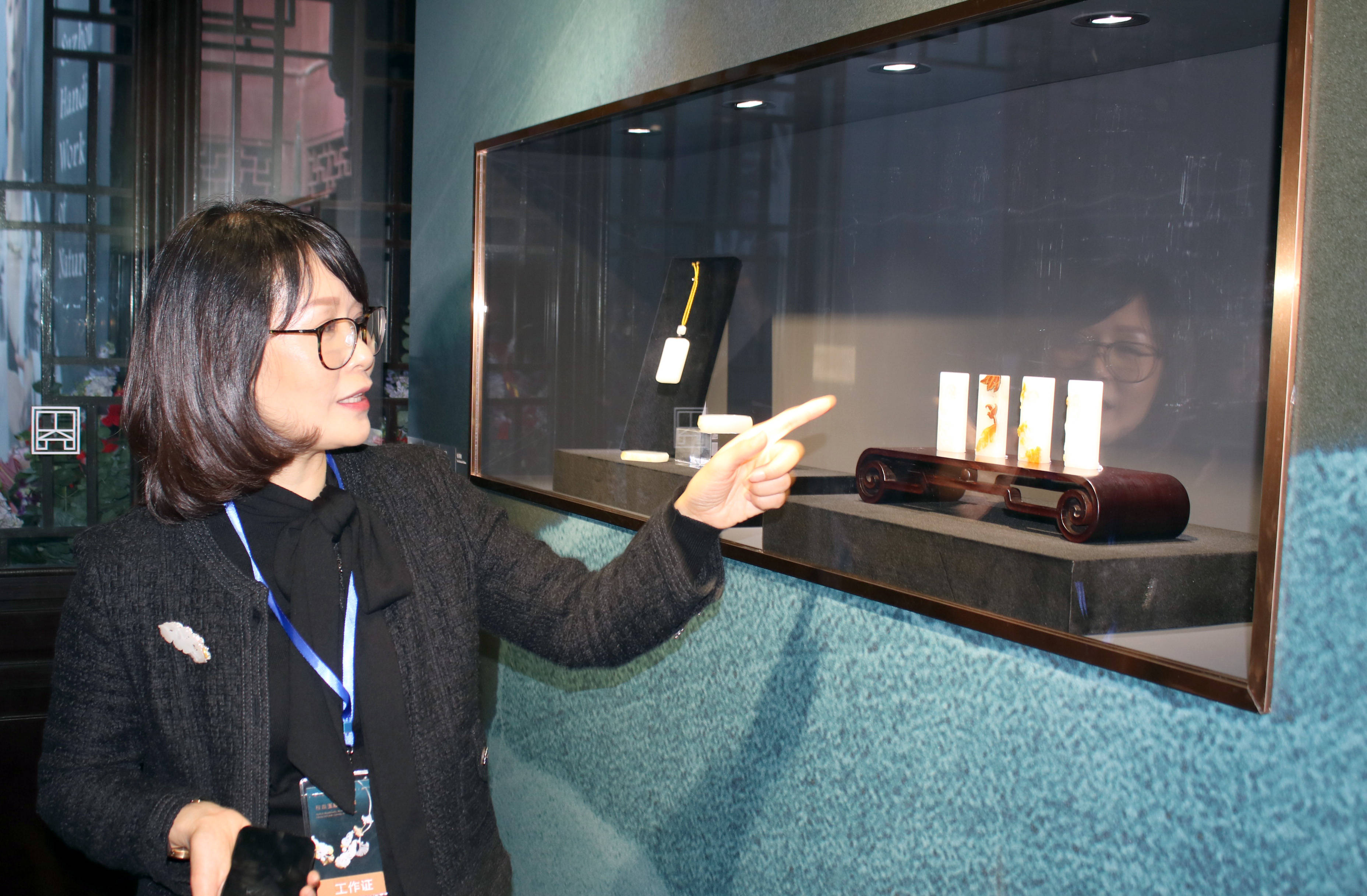 苏州唯一一位女性玉雕国大师程磊艺术作品展在苏州博物馆开展