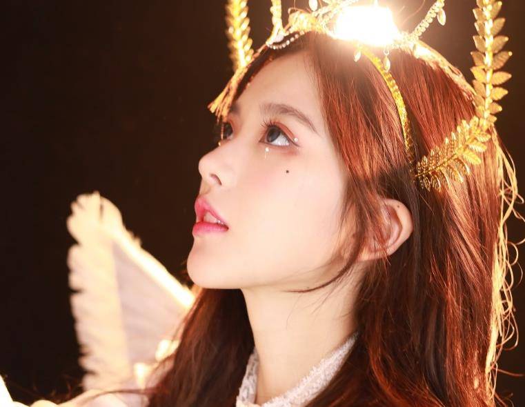 原创真比刘思瑶好看!彭十六最美的一套cos,粉丝足足等了2年