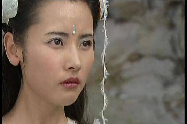 田亮已同妻子离婚,指责其出轨同她开房,女方:为孩子隐忍至今_杨明娜