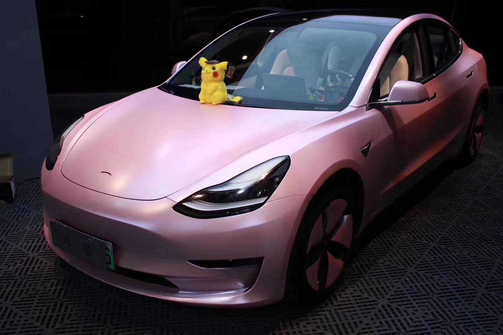 少女诱惑电光樱花粉,这才是猛男该看的颜色