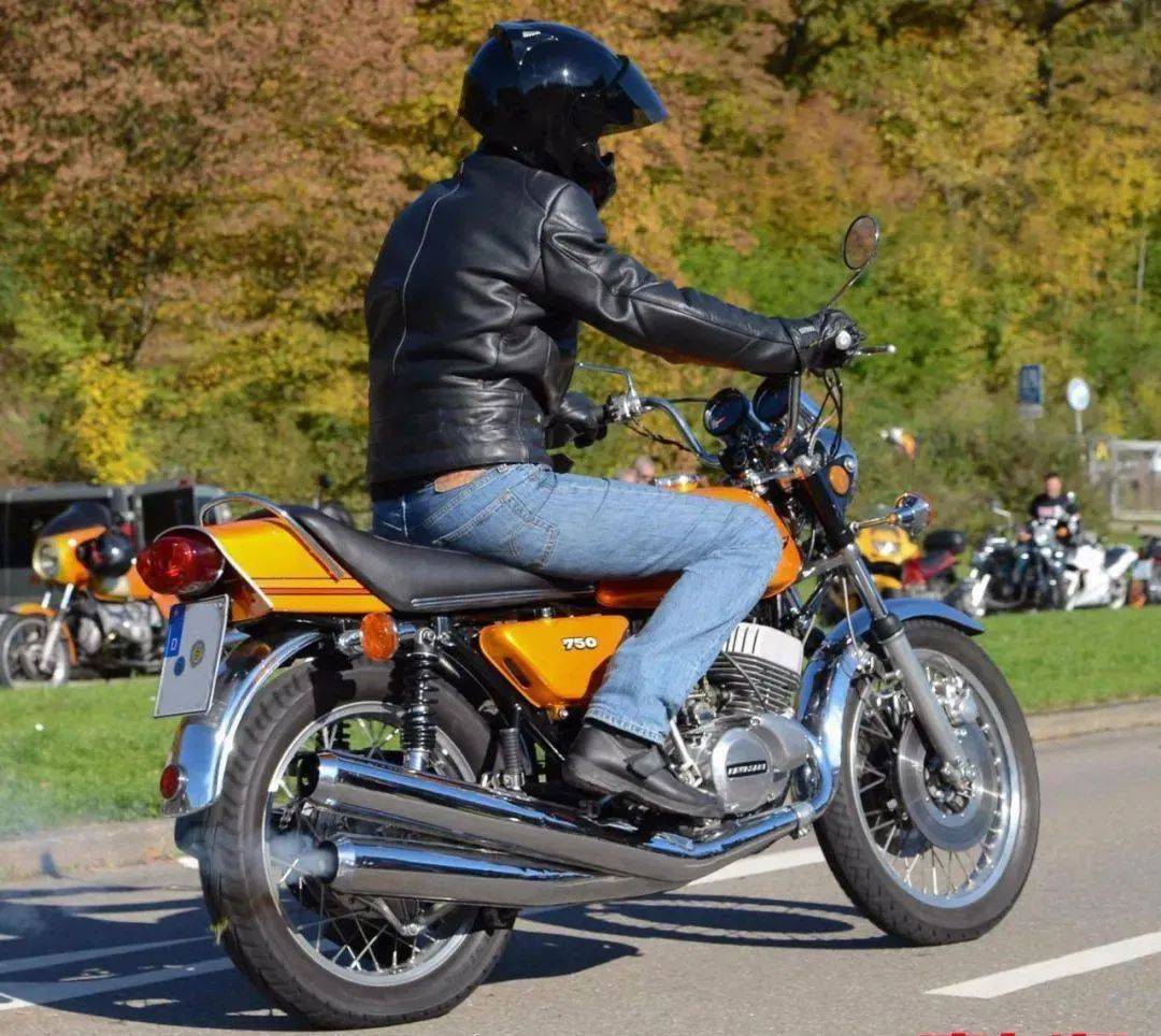 四十年前的增压神兽,速度狂魔 川崎h2!