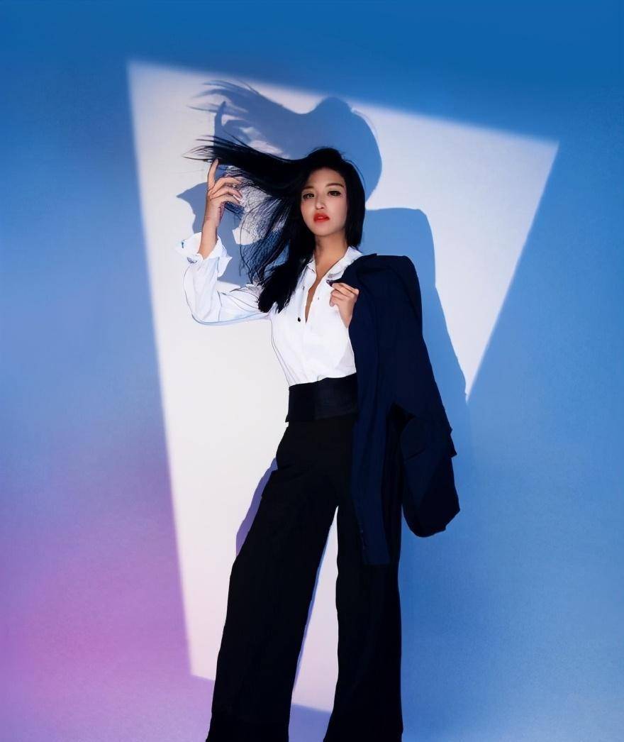 原创细龙太陈伟琪被tvb停工大半年不否认转行毕竟要生活