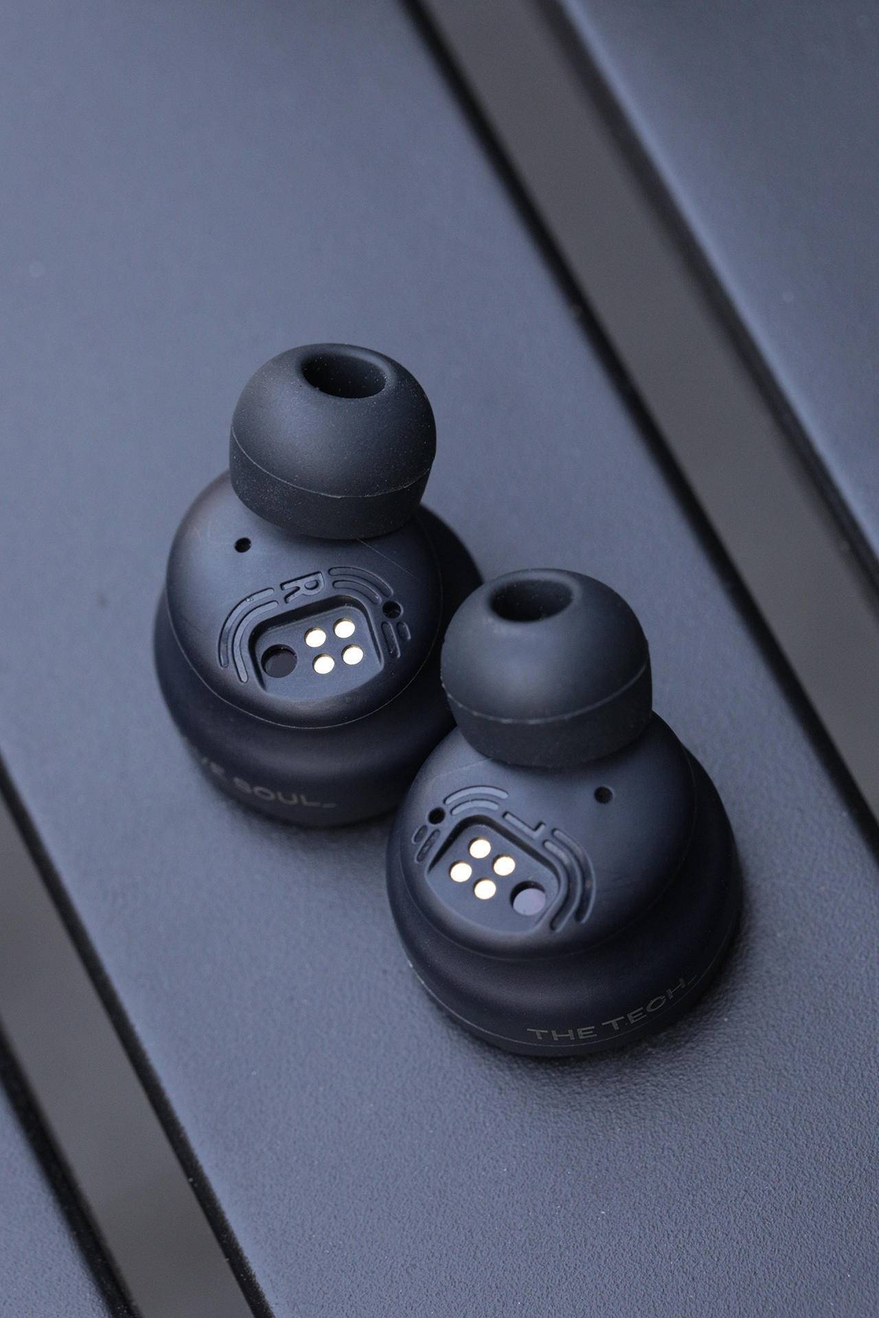 时髦的随身装备buttonsairx无线蓝牙耳机上手体验