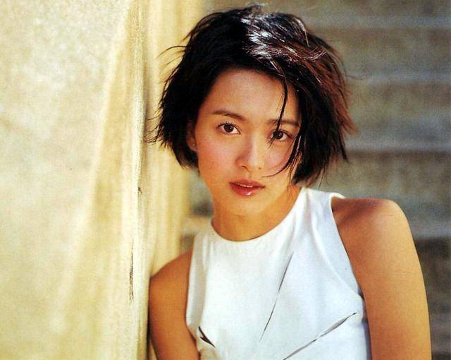 原创1999年梁咏琪被票选为最讨厌女艺人那些年她经历了什么