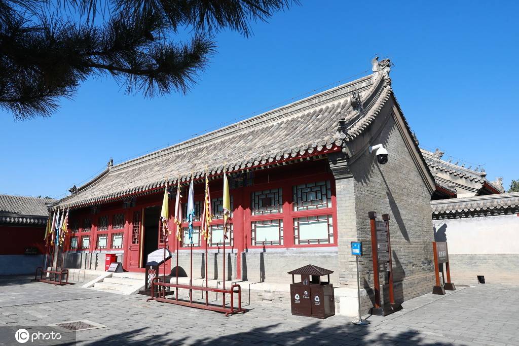 探访内蒙古公主府建筑精雕细刻工艺精湛