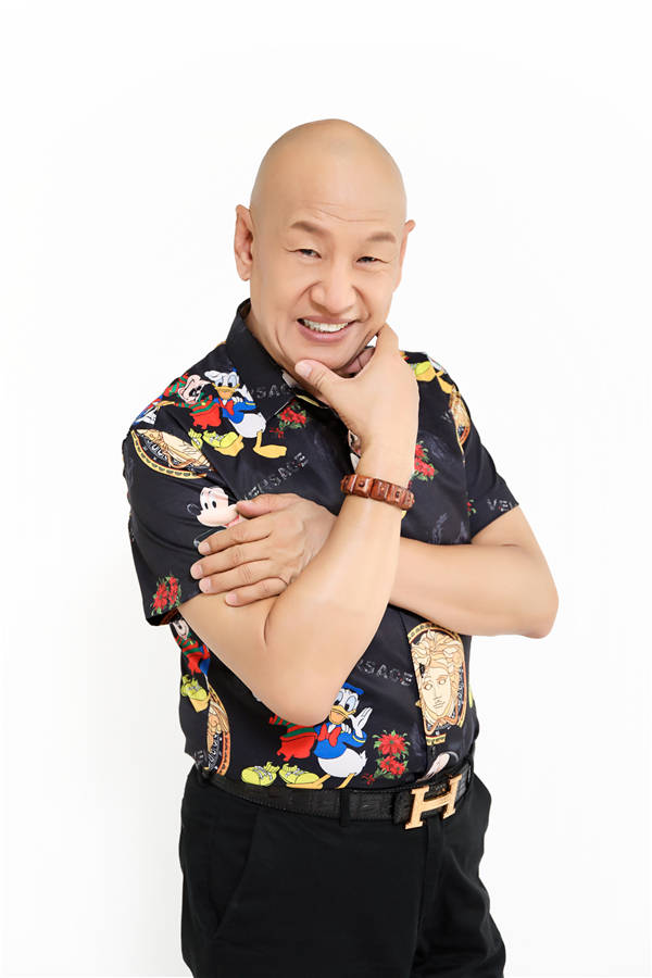 杨永恩应邀担任中国教育春节联欢晚会导演