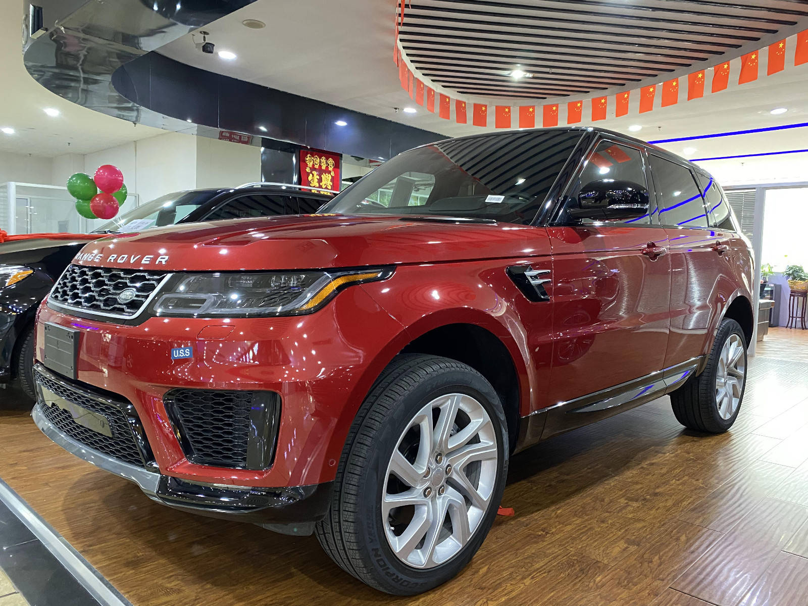 2020新款路虎揽胜运动版 公路越野火爆热销