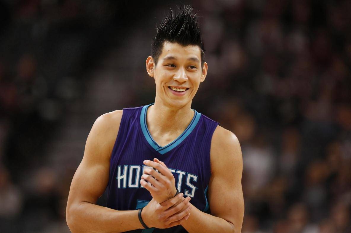 林书豪被点名!新疆强援正式告别cba,广东官方替球员交罚款?