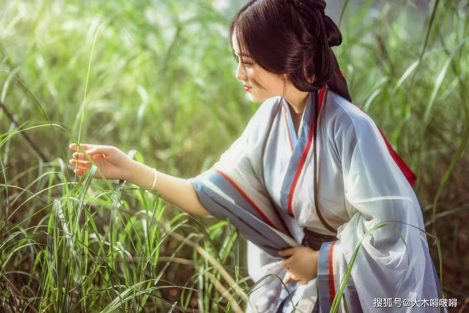 内江优雅女老师化身妩媚怜人的汉服美娇娘~-搜狐大视野-搜狐新闻