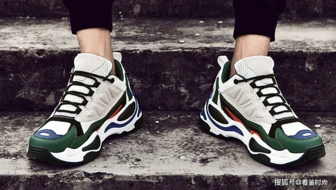 2020年最酷的14款老爹鞋